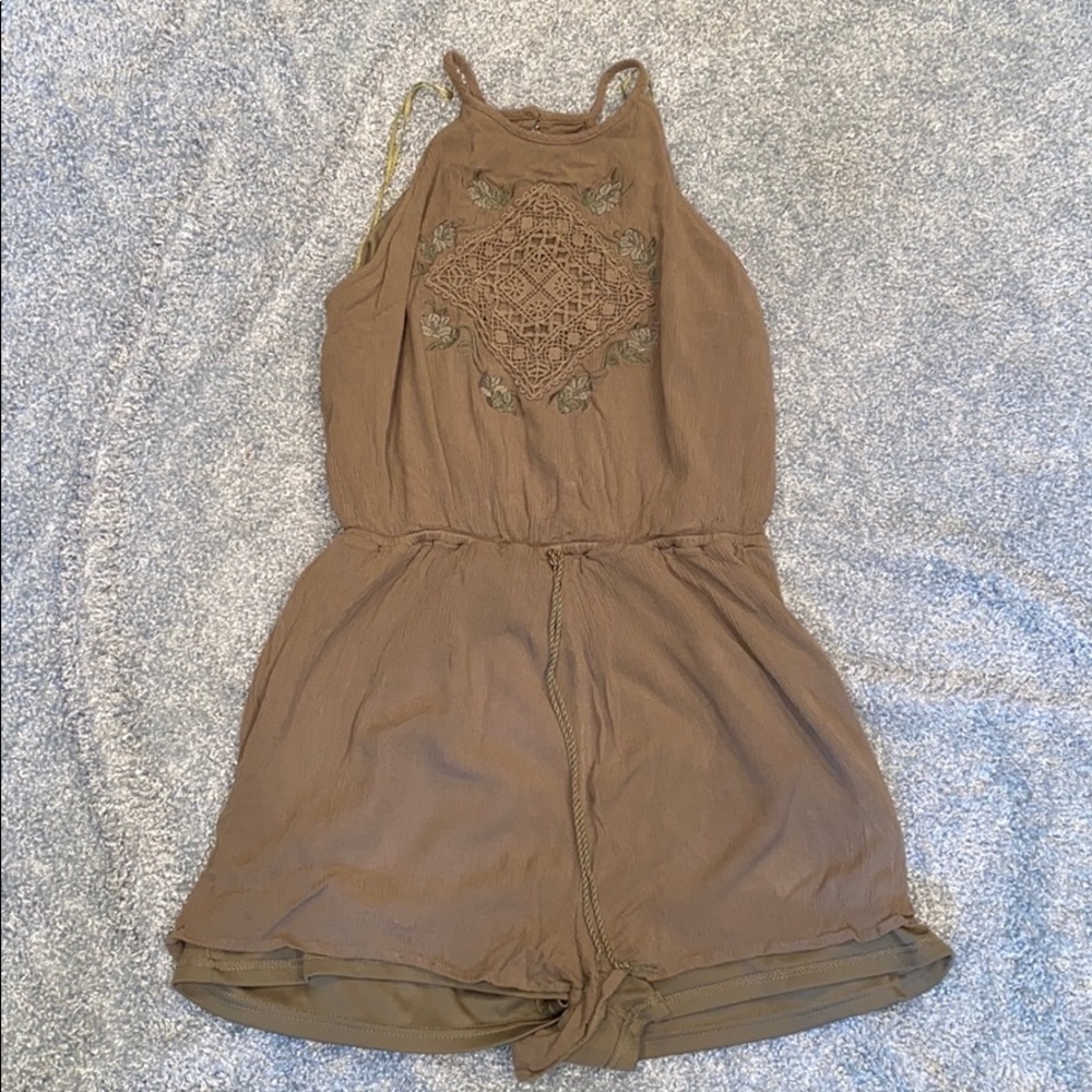 Flowy green romper!
